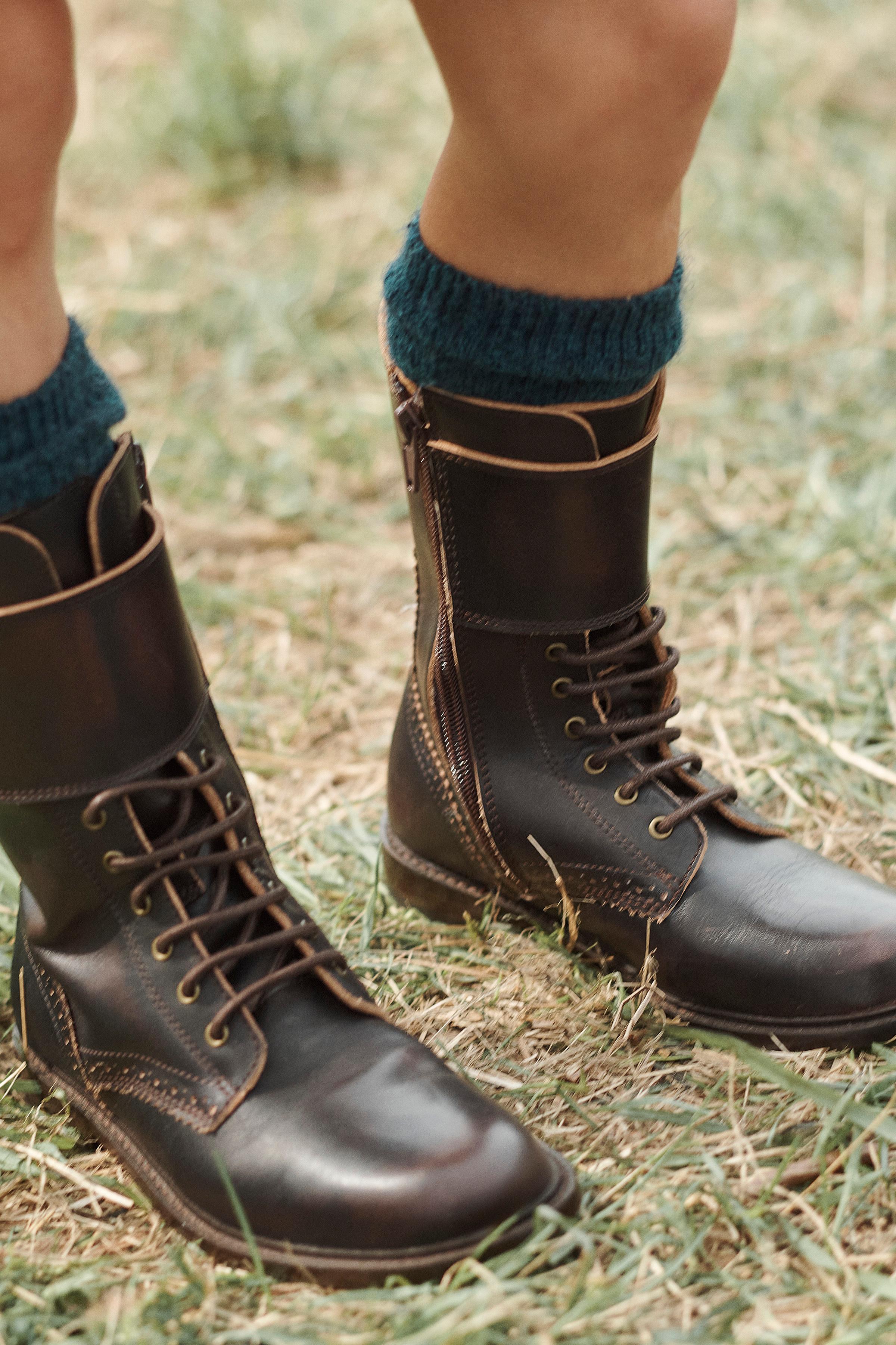 LACED LEATHER BOOTS LIMITED EDITION